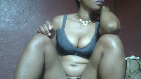 Snapshot of loveinlife750427 chatting on 03.03.25 loveinlife750427 online show from 03.03.25