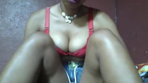 Snapshot of loveinlife750427 chatting on 03.08.25 loveinlife750427 online show from 03.08.25