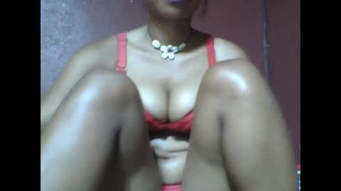 Snapshot of loveinlife750427 chatting on 03.08.25 loveinlife750427 online show from 03.08.25