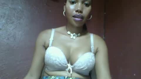 Snapshot of loveinlife750427 chatting on 03.12.25 loveinlife750427 online show from 03.12.25