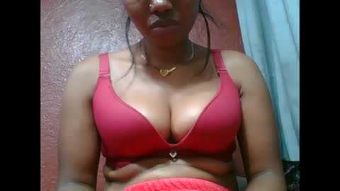 Snapshot of loveinlife750427 chatting on 09.09.25 loveinlife750427 online show from 09.09.25