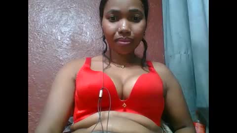 Snapshot of loveinlife750427 chatting on 09.24.25 loveinlife750427 online show from 09.24.25