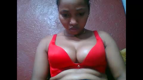 Snapshot of loveinlife750427 chatting on 09.29.25 loveinlife750427 online show from 09.29.25