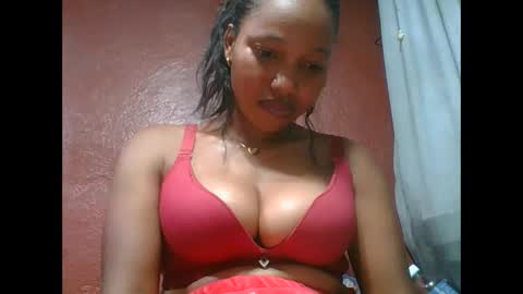 Snapshot of loveinlife750427 chatting on 11.20.25 loveinlife750427 online show from 11.20.25