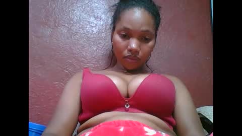 Snapshot of loveinlife750427 chatting on 11.22.25 loveinlife750427 online show from 11.22.25