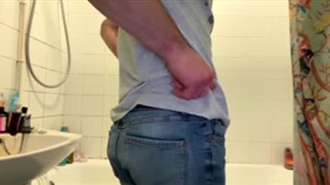 Snapshot of loveit23456 chatting on 12.21.25 getnaked123 online show from 12.21.25