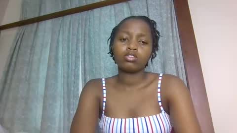 lovelbrownie online show from 10.16.25