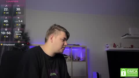 Snapshot of lovelly_mooncouple chatting on 12.28.24 Mileena and Oliver online show from 12.28.24