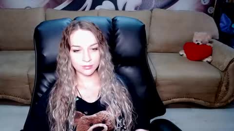 private open online show from 04.30.26