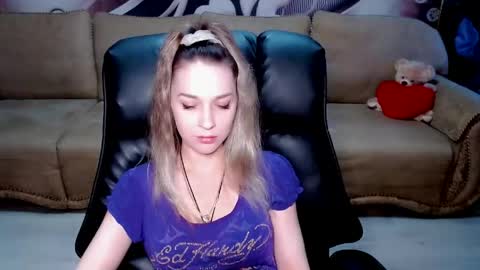 private open online show from 05.10.26