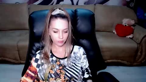 private open online show from 06.06.26