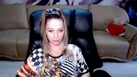 private open online show from 06.12.26