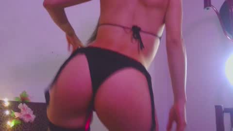 Snapshot of lovely_akira_xwx chatting on 02.16.25 Tami online show from 02.16.25