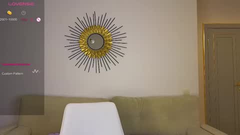 Snapshot of lovely_babyy chatting on 03.08.25 Jenny online show from 03.08.25