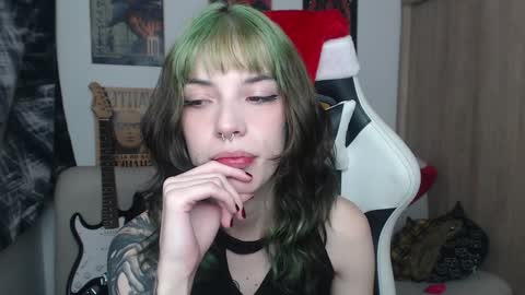 Cassie online show from 12.31.24