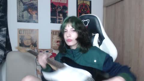 Cassie online show from 01.05.25