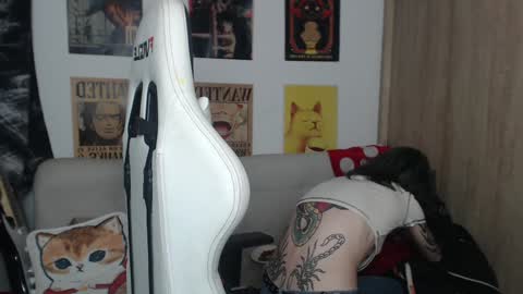 Cassie online show from 01.06.25