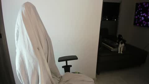 Cassie online show from 01.21.25