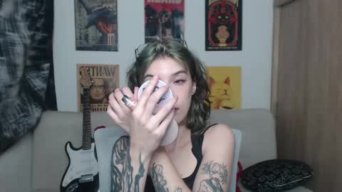 Cassie online show from 02.19.25