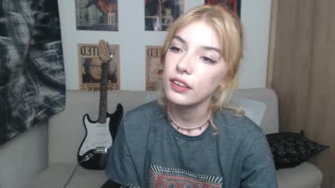 Cassie online show from 03.09.25