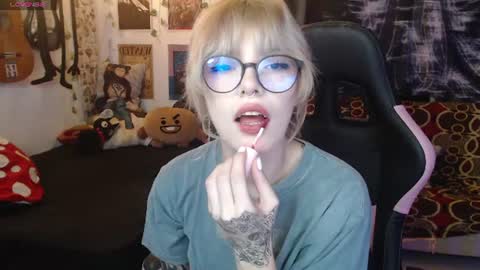 Cassie online show from 06.25.26