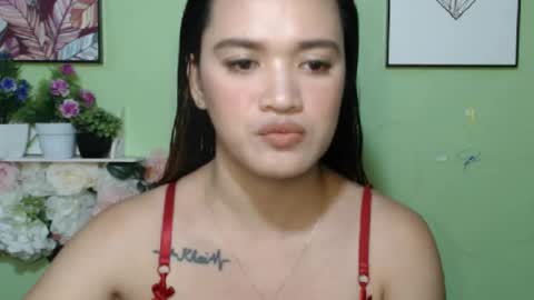 hearty2 Hey guys  Im Jess  online show from 03.12.26