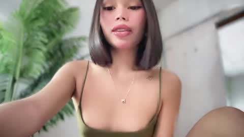 lovely_cittie18 online show from 04.22.26
