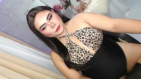 Lovely Dale online show from 10.24.25