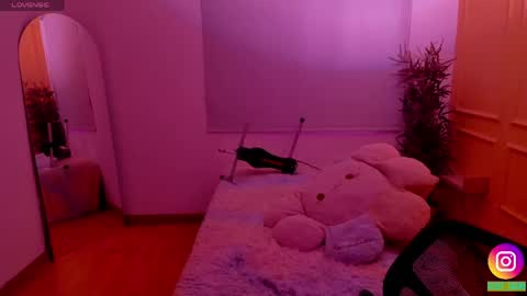 Emma online show from 05.13.26