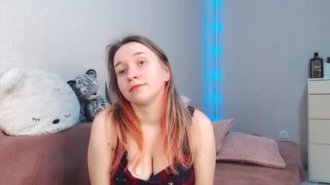 Snapshot of lovely_hayley chatting on 03.04.26 Lovely Hayley online show from 03.04.26