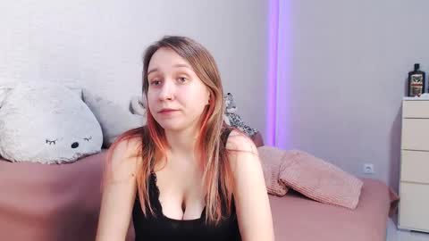 Lovely Hayley online show from 04.30.26