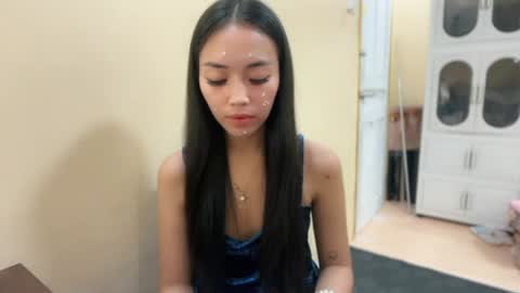 lovely_leah23 online show from 07.11.26