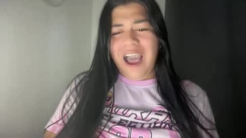 Snapshot of lovely_ricaxxx chatting on 11.14.25 lovely_ricaxxx online show from 11.14.25