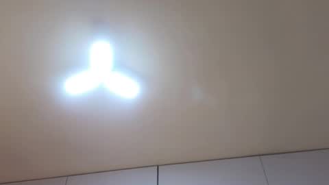 Snapshot of lovely_trix_ chatting on 09.12.25 Trix online show from 09.12.25