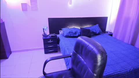 lovely   online show from 01.14.26