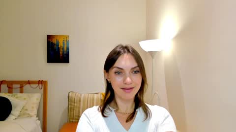 Snapshot of lovelyeemia chatting on 12.27.24 Mia online show from 12.27.24