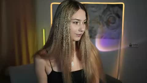 Snapshot of lovelygracee chatting on 07.19.26 lovelygracee online show from 07.19.26