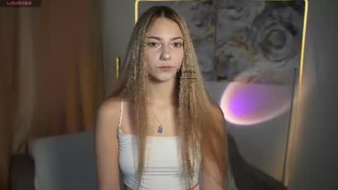 Snapshot of lovelygracee chatting on 07.22.26 lovelygracee online show from 07.22.26