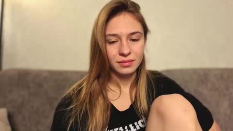 Kate only online show from 10.31.25