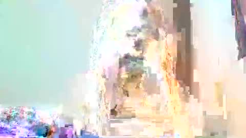 Snapshot of lovelykimts32 chatting on 12.18.25 lovelykimts32 online show from 12.18.25