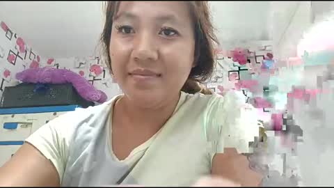 Snapshot of lovelyladylynxxx chatting on 12.22.25 LocwlyLSYlYNXXX online show from 12.22.25