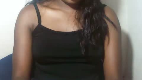 Snapshot of lovelylarra chatting on 02.10.26 lovelylarra online show from 02.10.26