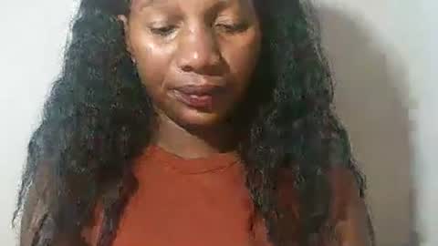 Snapshot of lovelylarra chatting on 02.28.26 lovelylarra online show from 02.28.26