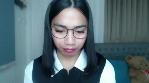 Snapshot of lovelymae18 chatting on 03.26.26 lovelymae18 online show from 03.26.26