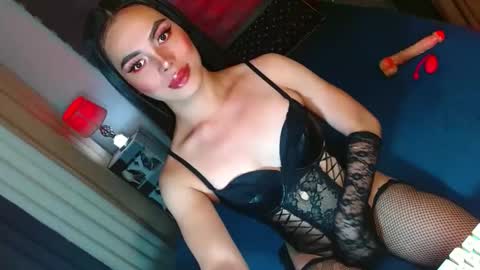 lovelymiss_shyna11 online show from 10.28.25