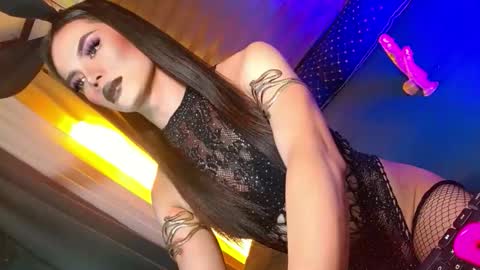 Snapshot of lovelymiss_shyna11 chatting on 05.20.26 lovelymiss_shyna11 online show from 05.20.26