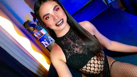 Snapshot of lovelymiss_shyna11 chatting on 06.19.26 lovelymiss_shyna11 online show from 06.19.26