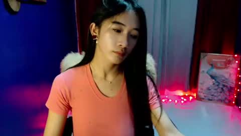 lovelypetite143 online show from 04.19.26