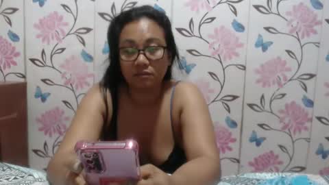 Snapshot of lovelyquey chatting on 01.18.25 Angelquey online show from 01.18.25