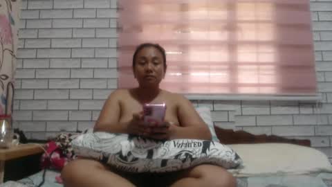 Snapshot of lovelyquey chatting on 01.21.25 Angelquey online show from 01.21.25